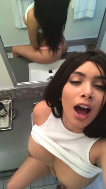 Full leaked Aaliyah hadid private onlyfans photo
