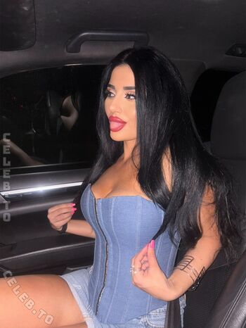 Full leaked Adelina hyseni private onlyfans photo