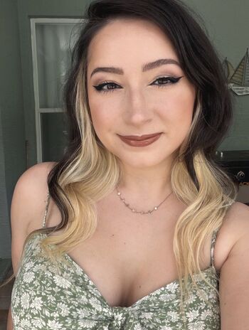 Full leaked Aimzatchu private onlyfans photo