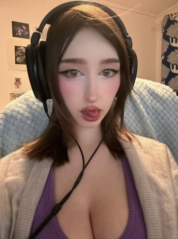 Full leaked Allykitti page private onlyfans photo