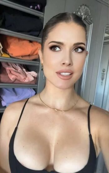 Amanda Cerny
