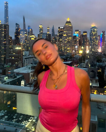 Full leaked Amber davies private onlyfans photo