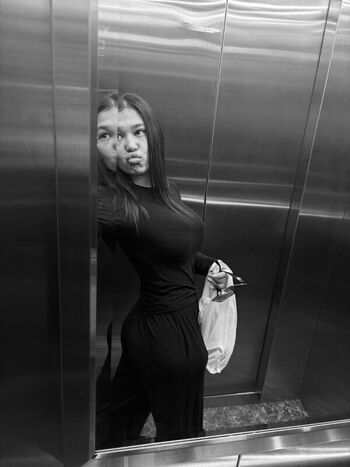 Full leaked Amikon private onlyfans photo