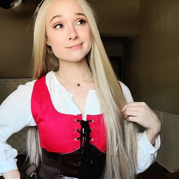Full leaked Amykay asmr private onlyfans photo