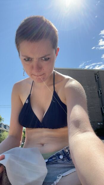 anna_r_yikes