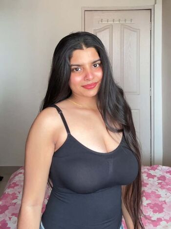 Full leaked Anushka deokate page private onlyfans photo