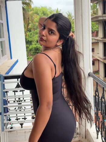 Full leaked Anushka deokate page private onlyfans photo