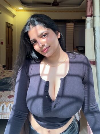 Full leaked Anushka deokate page private onlyfans photo