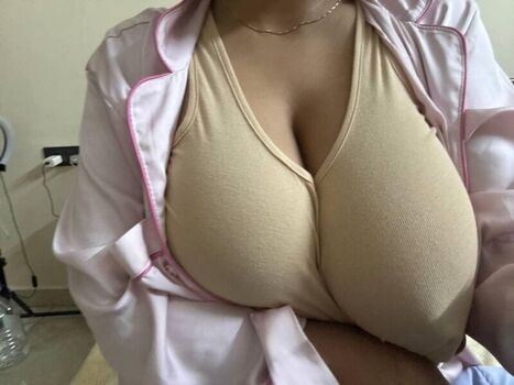 Full leaked Anushka deokate page private onlyfans photo