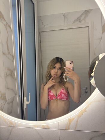 Full leaked Audreyycy private onlyfans photo