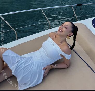 Full leaked Ayliva private onlyfans photo