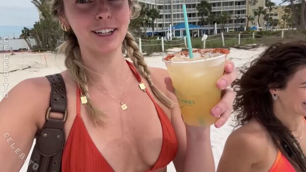 Full leaked Beez asmr private onlyfans photo