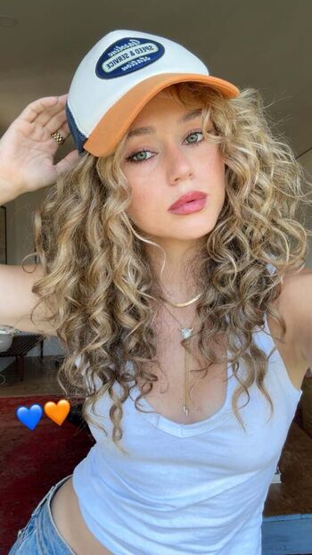Full leaked Brec bassinger private onlyfans photo