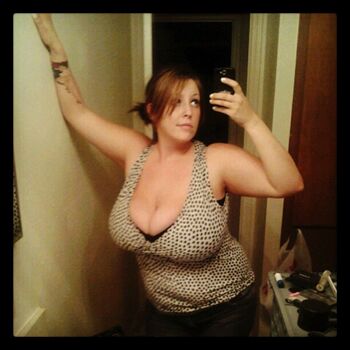 Busty Mara