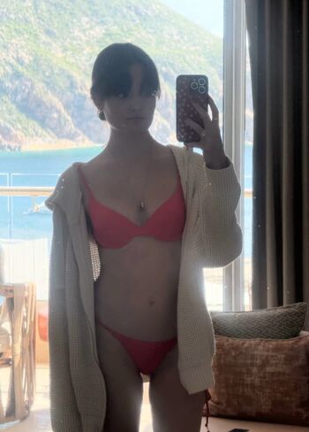 Full leaked Caitlinerinoneill  page private onlyfans photo