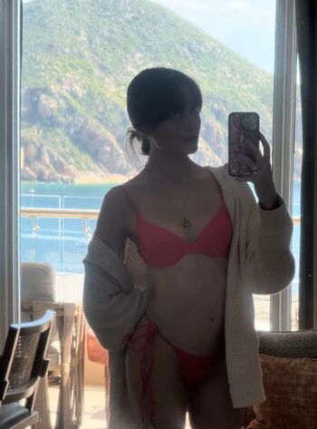 Full leaked Caitlinerinoneill  page private onlyfans photo