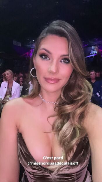 Full leaked Camille cerf page private onlyfans photo