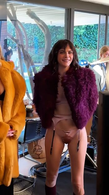 Full leaked Cara delevingne private onlyfans photo