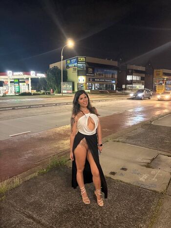 Full leaked Catie lee private onlyfans photo