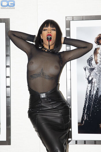 Full leaked Celebrity boobs private onlyfans photo
