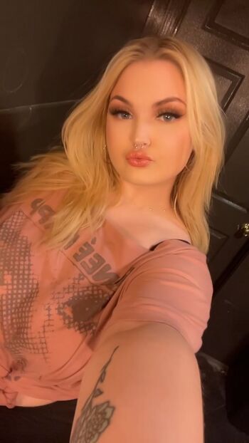 Full leaked Chaosbycallie private onlyfans photo