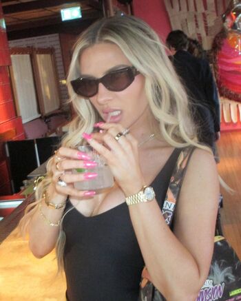 Full leaked Chloe burrows private onlyfans photo