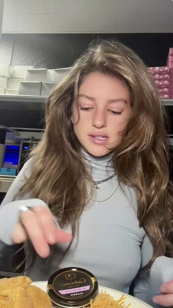 Full leaked Cloudynoir private onlyfans photo
