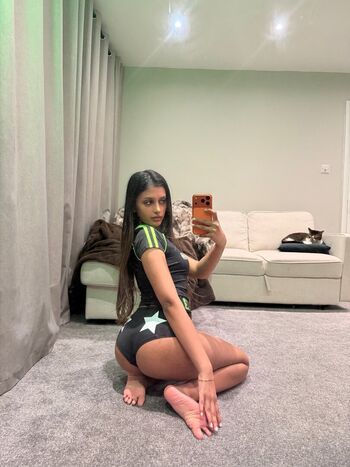 Full leaked Curtlykellie private onlyfans photo