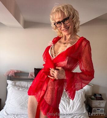 Full leaked Deelite private onlyfans photo