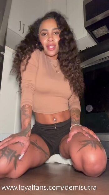 Full leaked Demi sutra private onlyfans photo