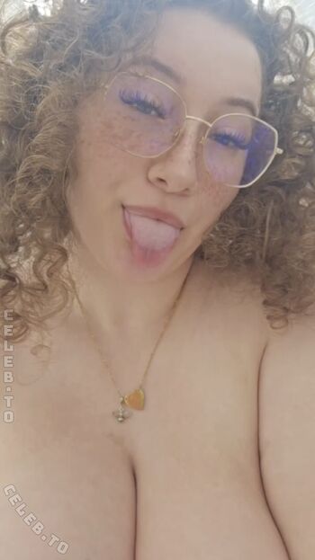 Full leaked Dienaxkteanna private onlyfans photo