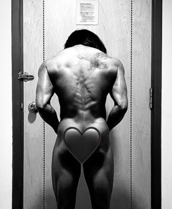 Full leaked East asian gym girls private onlyfans photo