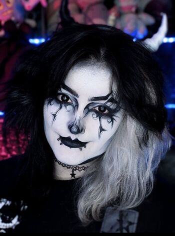 Easygoinggoth