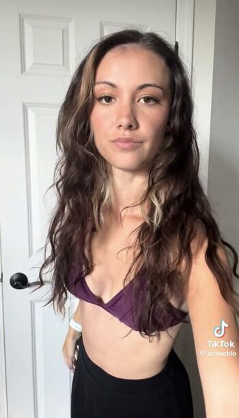 Full leaked Echochlo private onlyfans photo
