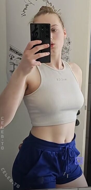 Full leaked Einfachnurchristiinaa private onlyfans photo