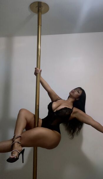 _Elegancewoman_
