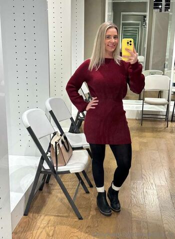 Full leaked Ellievip private onlyfans photo