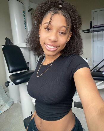 Full leaked Elyse rey private onlyfans photo