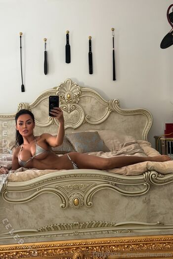Full leaked Evil woman private onlyfans photo