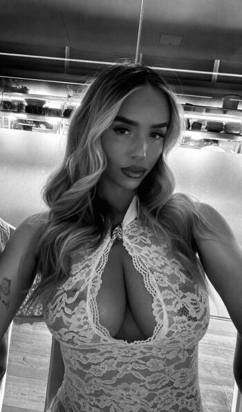 Full leaked Francesca martin private onlyfans photo