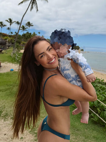 Full leaked Gabi luthai private onlyfans photo