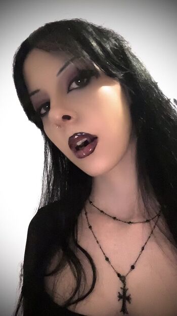 Full leaked Gothikbat page private onlyfans photo