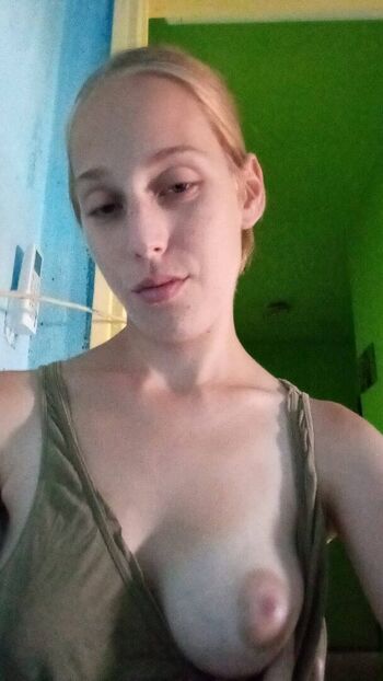 Full leaked Gresia lella private onlyfans photo
