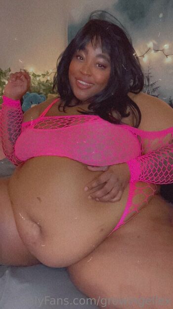 Full leaked Growingellex private onlyfans photo