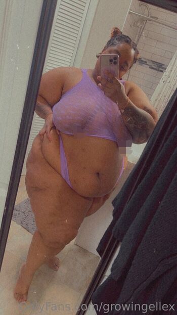 Full leaked Growingellex private onlyfans photo