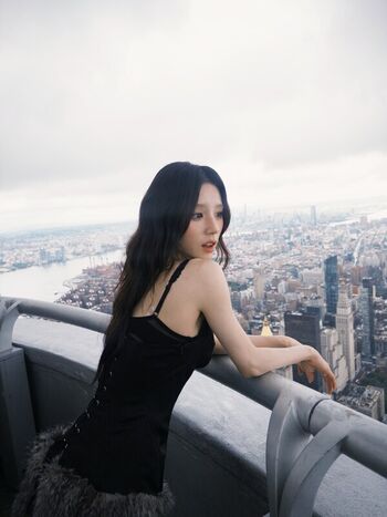 Full leaked Heejin page private onlyfans photo