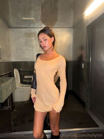 Full leaked Holly lim  page private onlyfans photo