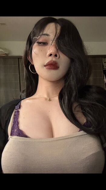 Full leaked Hongbin private onlyfans photo