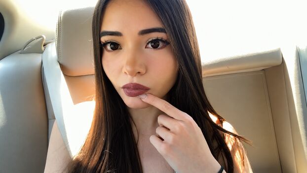 Full leaked Itskatchii  page private onlyfans photo