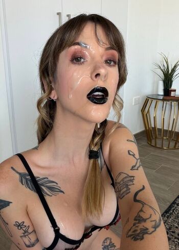 Full leaked Jadevow private onlyfans photo
